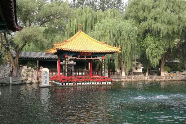 济南十大最受欢迎景点：千佛山上榜，它是天气第一泉插图1