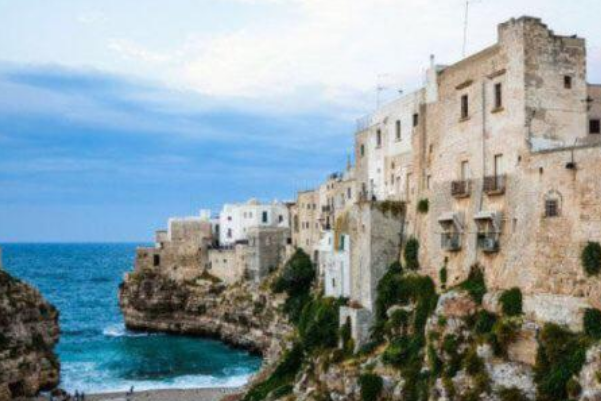 意大利十大著名景点：罗马上榜，它因爱情悲剧而闻名插图8