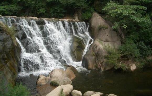 平顶山好玩的地方排行榜 阿婆寨玻璃吊桥你敢去吗插图3