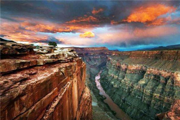 世界十大峡谷排行榜 布莱德河峡谷位于南非峡谷高深插图1