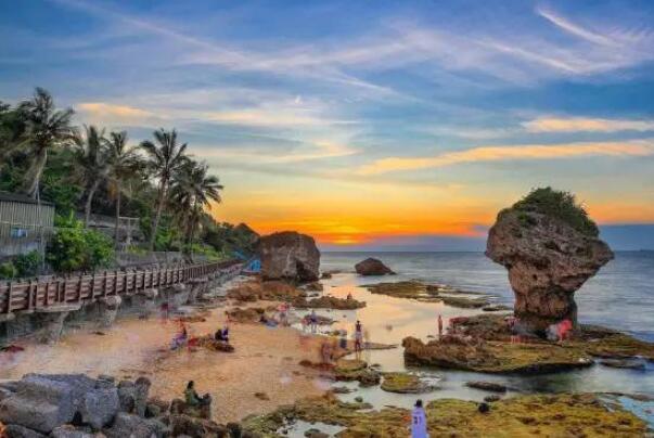 台湾十大浪漫海滩排行榜 花莲七星潭第一，第二是戏水天堂插图3