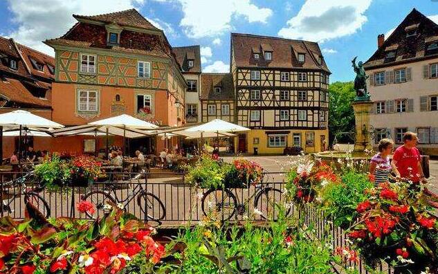 法国十大最美小镇排行榜，个个风景美炸插图3