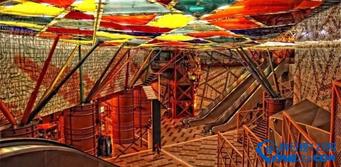 全球十大美轮美奂地铁站排行榜插图6