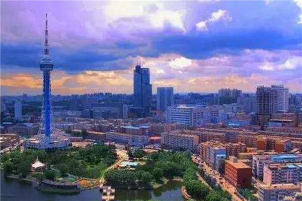 夏季旅游最完美的五个城市 桂林自然景观独特 丽江景点众多插图1