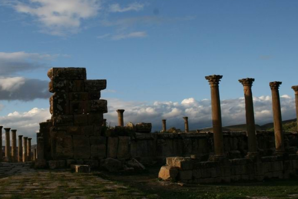 阿尔及利亚十大最受欢迎景点，贝尼哈玛德的卡拉城引人入胜插图8