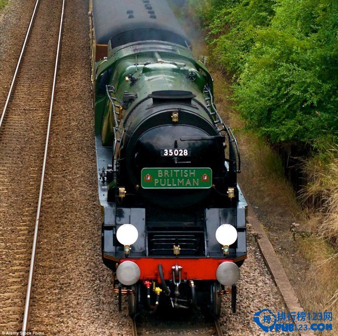 盘点全球8大顶尖奢华的铁路旅行线路 穿越不同的时区插图5