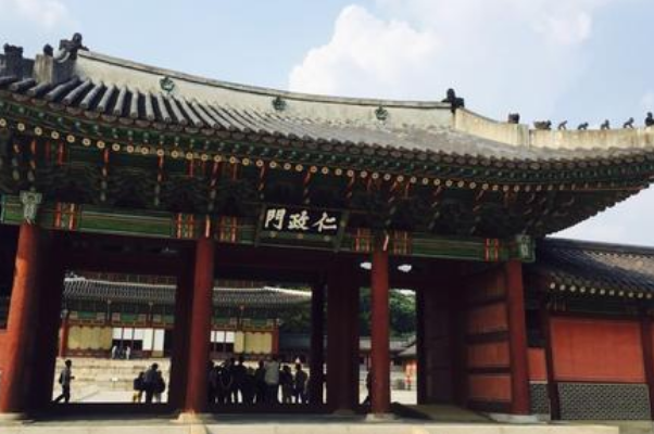 韩国十大热门景点：昌德宫上榜，它是首尔五大宫之首插图1