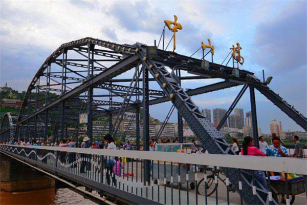 兰州十大最好玩的景点：兴隆山上榜，第三有遍地梨花插图3