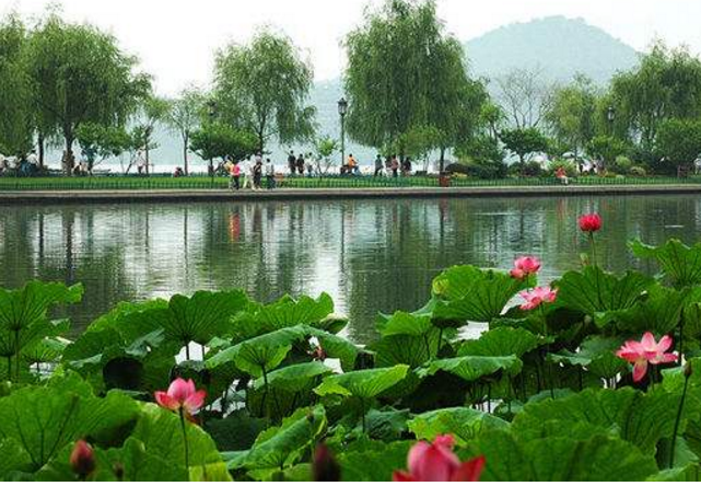 中国十大蜜月圣地 结婚蜜月旅行国内推荐插图9