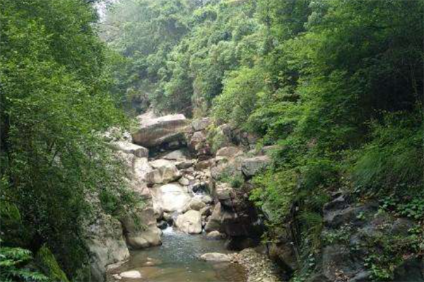 江西庐山市十大最好玩的景点：桃花源上榜，第九有巨大佛像插图9