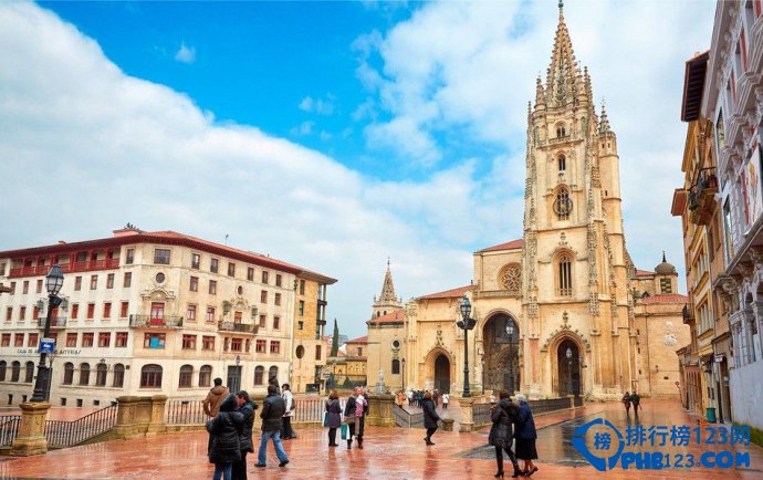 盘点西班牙十大风情万种特色小镇 不一样的风景插图8