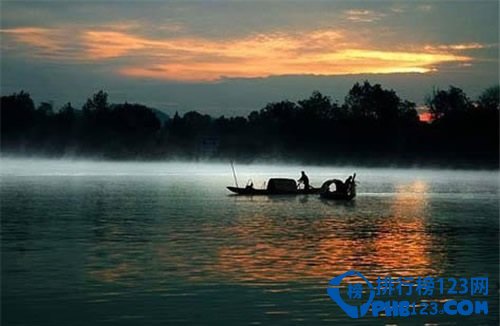 中国最眩目的十大奇美江湾排行榜插图7