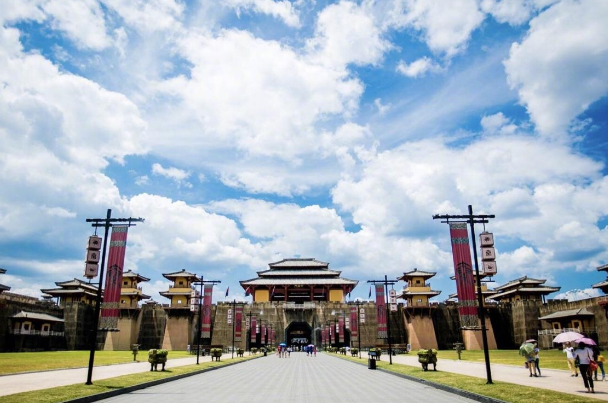 中国十大影视基地排行榜：长影世纪城上榜，第一家喻户晓插图