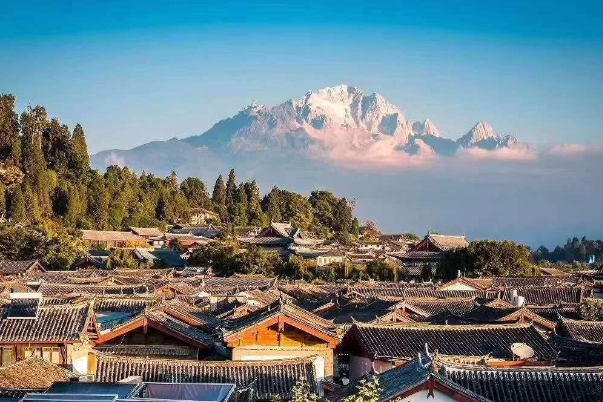 人生十大必去城市排行榜：重庆上榜，第二适合“艳遇”插图1