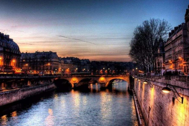 法国十大著名景点排行榜：埃菲尔铁塔上榜，第五修建最早插图5