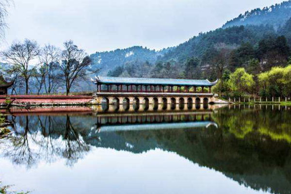 贵阳十大最好玩的地方:少数民族聚居地花溪高坡上榜插图5