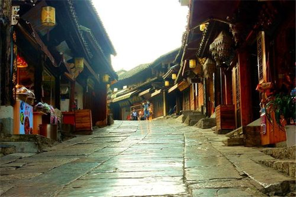 贵州旅游十大景点排名：梵净山上榜，第一中华第一瀑插图6