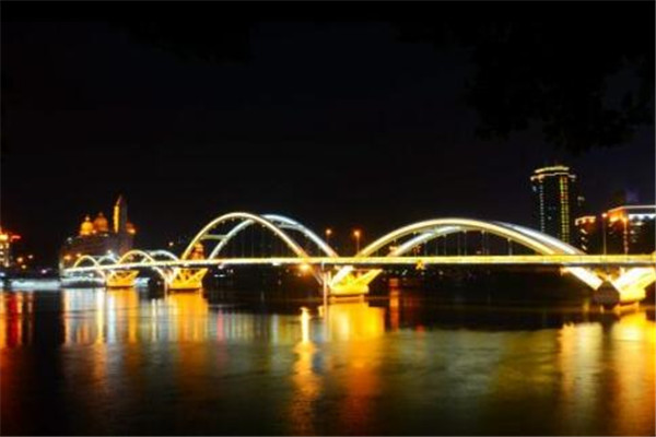 福州市十大旅游景点：坛南湾风景如画 第2有超多风味小吃插图6