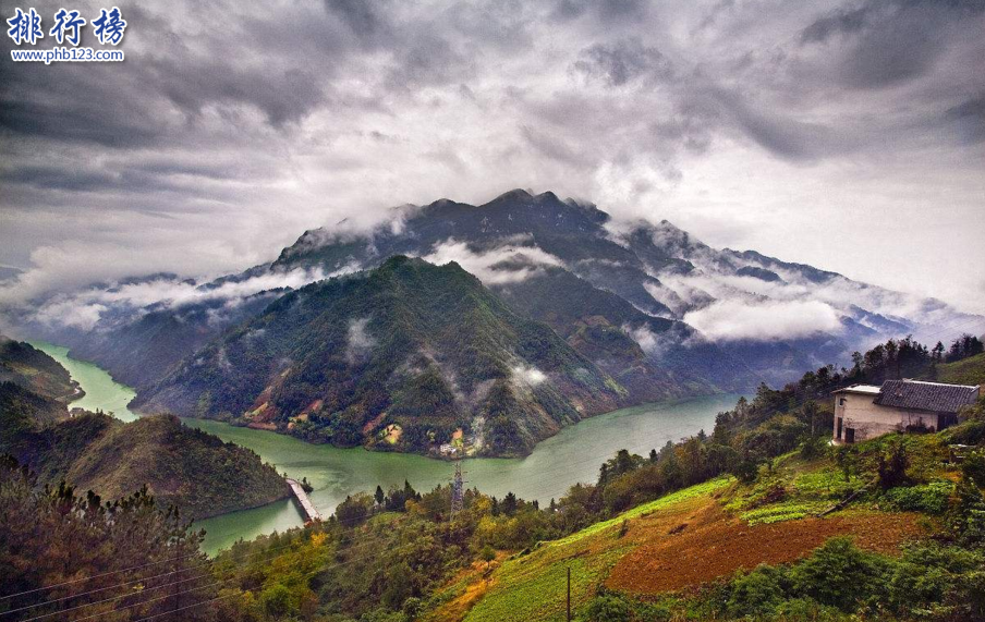 6月份适合去哪里旅游 十大6月国内旅游最佳去处插图6