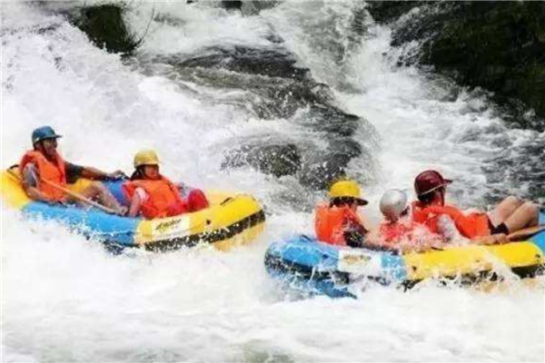 郑州网红景点排名 郑州方特水上乐园与城市之光极具特点插图2