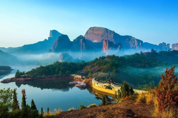 江西省十大名山，井冈山名副其实，第三名被誉世界最美的山插图1