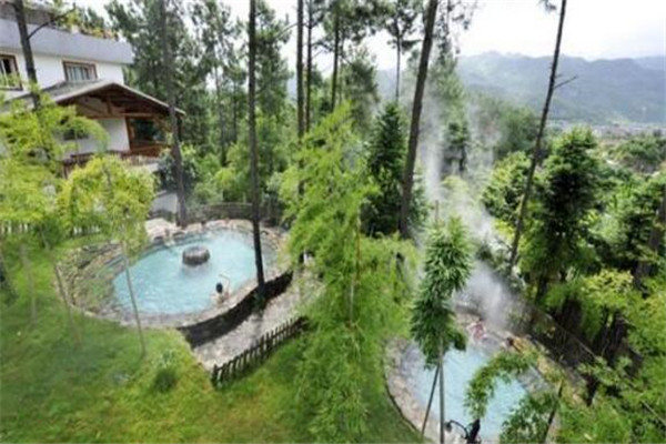 福建十大温泉度假村 环境超美，不去后悔哟插图1