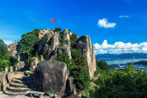 福建十大名山:三教名山武夷山上榜，第七名的特产是灵芝插图7