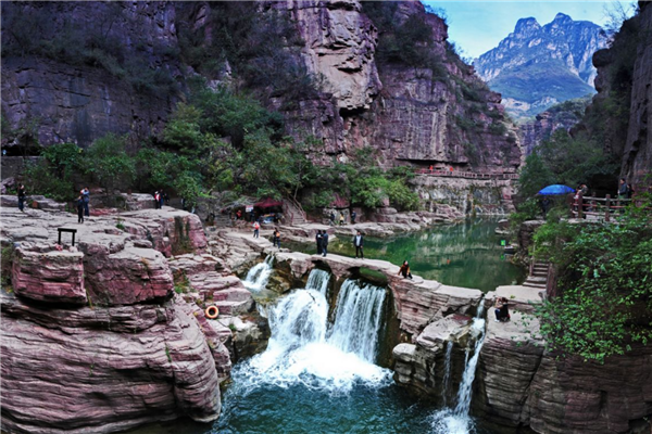 河南十大最好玩的景点 八里沟风光独特老君山文化底蕴深厚插图1