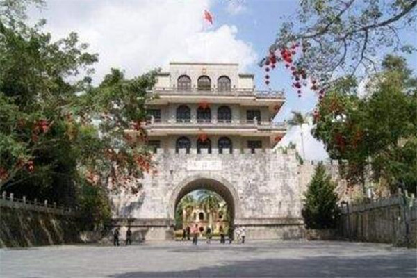 崇左最好玩的地方推荐 崇左好玩的地方排行榜插图1