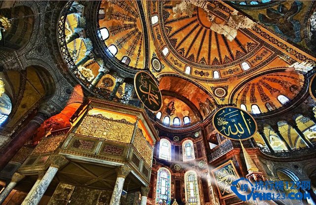 盘点世界十大自然人文奇迹 中国竟有3地上榜插图8