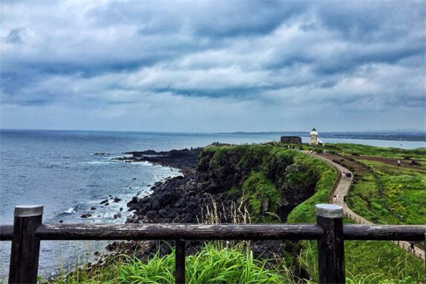 亚洲十大海岛排名 印度尼西亚三个上榜，马尔代夫人气爆棚插图