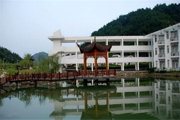 宜春最好玩的地方推荐 宜春好玩的地方排行榜插图2