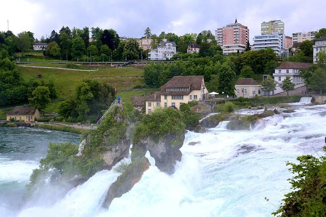 全球十大瀑布排行榜 第一位尼亚加拉，第十曾是花千骨拍摄地插图7