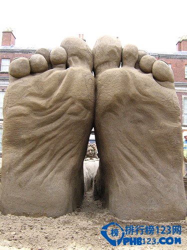 全球十大令人难以置信的沙滩雕塑排行榜插图7