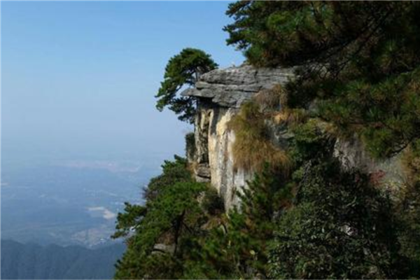 2020夏季爬山好去处 崂山景色秀美 长白山避暑圣地插图7