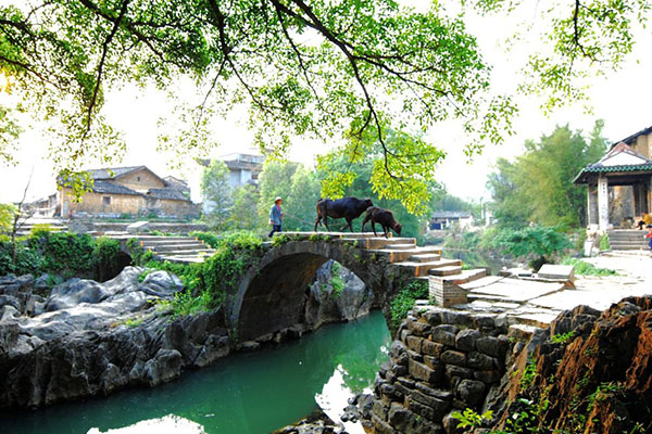 中国十大最美小镇排行榜：乌镇、凤凰古镇、黄姚古镇上榜插图2