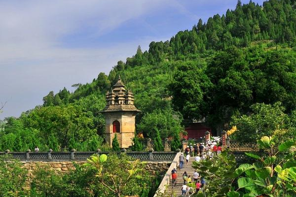 山东十大著名景点，济南大明湖风景名胜区榜上有名插图5