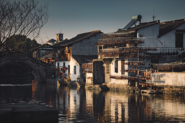 绍兴十大最受欢迎的景点：兰亭景区上榜，它是鲁迅故居插图1