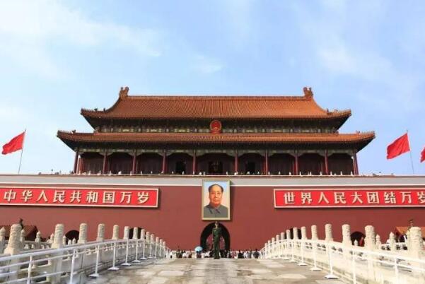 国内最适合带父母出游的10个地方 故宫第一，灵隐寺上榜插图