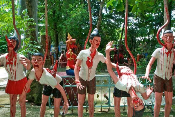 全球最奇葩的十大景点排行榜 捷克人骨教堂上榜，第一在中国插图1