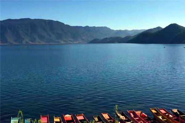 适合一个人散心的地方：凤凰古城上榜，它是油菜花之乡插图