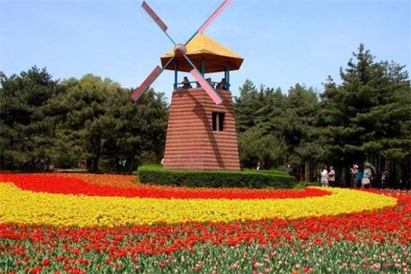 辽宁十大最受欢迎景点：沈阳故宫上榜，第四被誉为“东方明珠”插图4