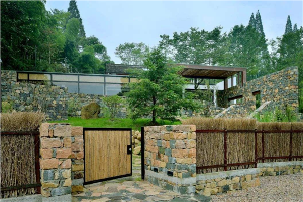 中国最美的民宿排名 谦虚旅社是胡同文化 花迹酒店特色建筑插图2