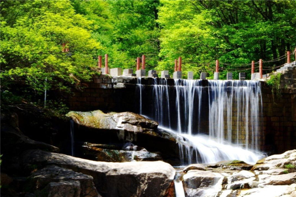 河南景点排行榜前十名：林州红旗渠景区上榜，嵩山少林寺第二插图5