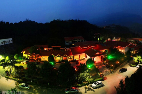 湖南十大温泉排行榜,张家界引人神往，郴州天堂温泉夺魁插图8