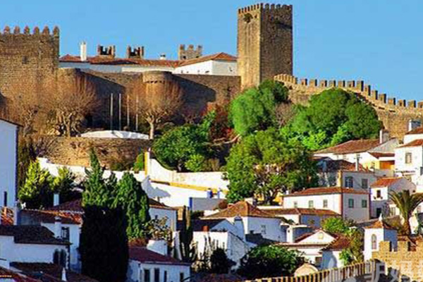 葡萄牙最美十大小镇 我最爱的是充满艺术气息的马夫拉 你呢插图2