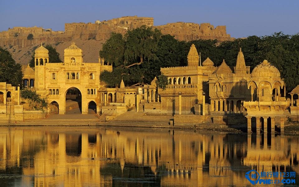 盘点比国内旅行还便宜的十二个国家插图9