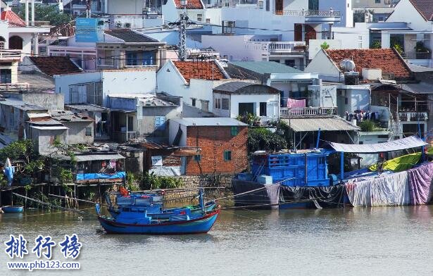 国庆去国外哪里玩？人少景美还便宜的景点推荐插图1