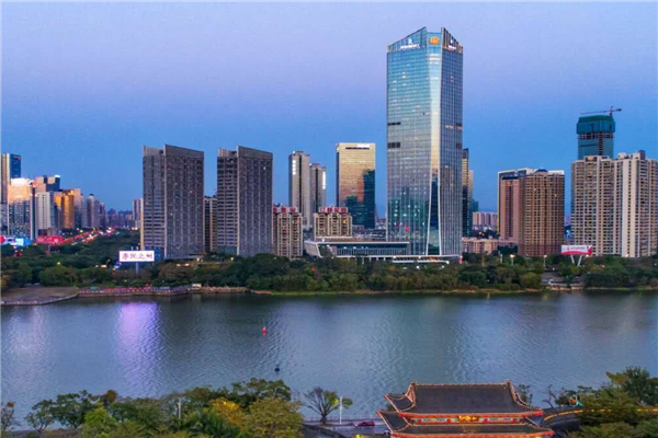 中国最美十大城市 这些城市颜值超高富有魅力插图5