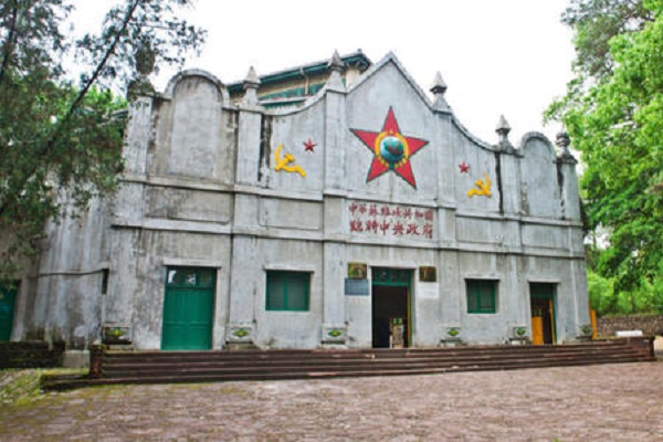 瑞金十大景点：二苏大景区第七，第九长征第一山插图2